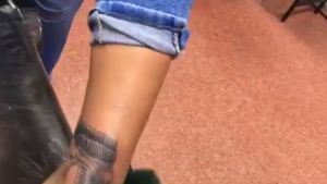 Loredana Chivu s-a umplut de tatuaje, dar stai să vezi unde şi l-a făcut pe ultimul. Nu se opreşte deloc aici!!