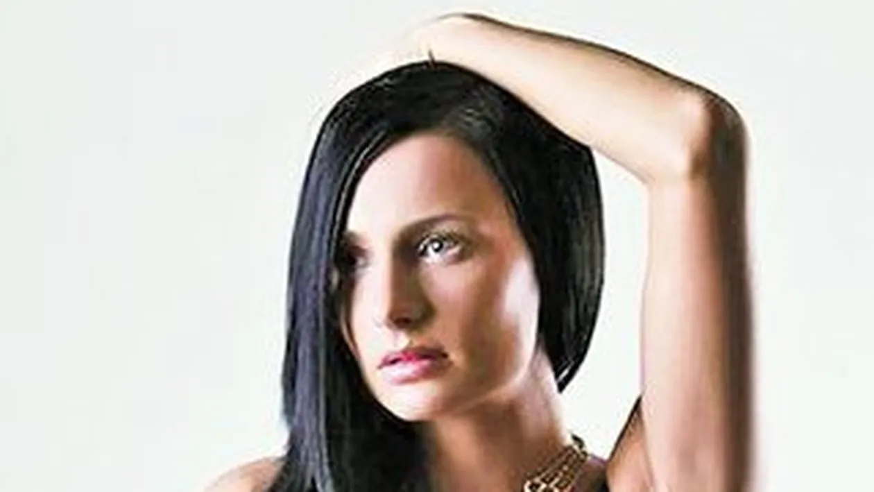 Fosta logodnica a lui Costi Ionita a primit o invitatie surprinzatoare la cina. I-a picat cu tronc lui Sanchi?