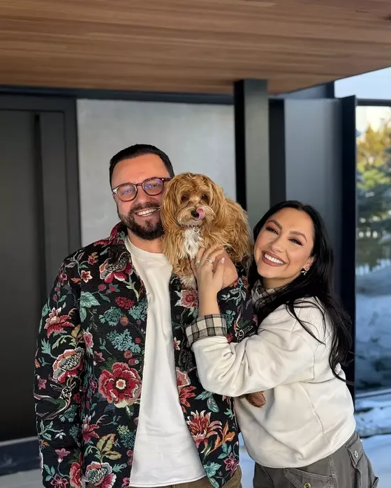 Ca la Hollywood! Cum arată studioul făcut special de Andra și Cătălin Măruță pentru David și Eva. Noi imagini din casa de 1.000.000 de euro