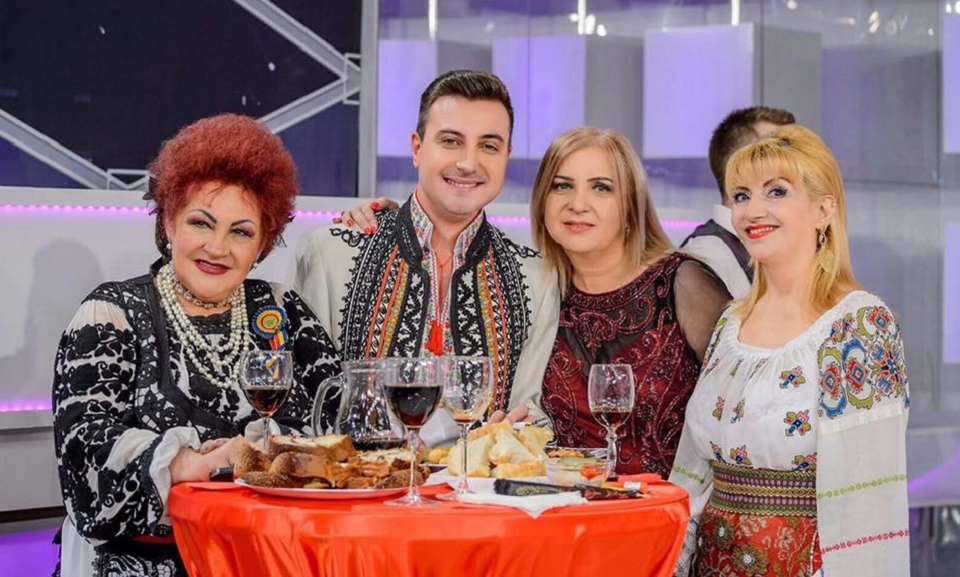 Elena Merişoreanu, în lacrimi la TV! Cum a surprins-o pe Stela Popescu cu patru zile înainte să moară: „Nu pot să mă abţin, ce vrei să fac?!”