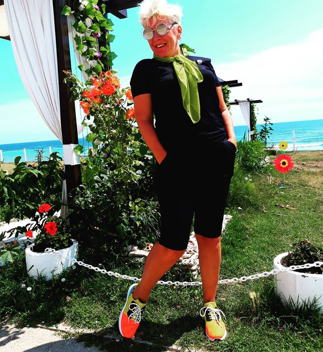 Cum arată Silvia Dumitrescu în costum de baie, la aproape 60 de ani