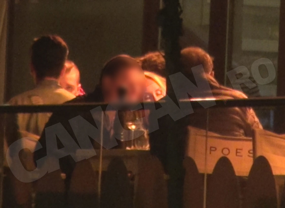 Vica lui Piţi & fiul ex-preşedintelui Moldovei au ”topit” patru sticle de vin şi s-au sărutat ca-n filmele cu mafioţi!