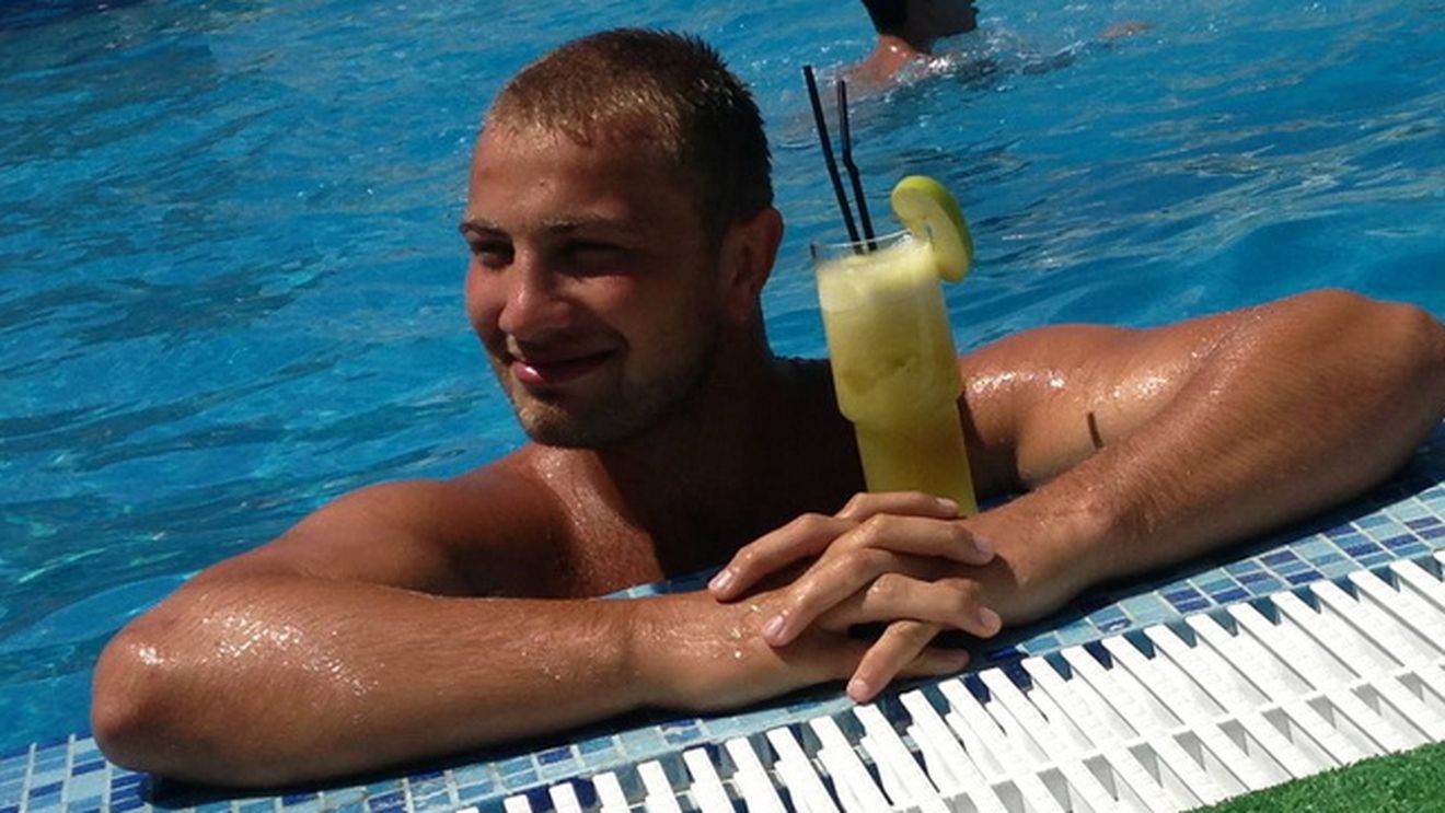 Gest incredibil facut de Bogdan Vladan!Fiul criminalui de la coaforul Perla isi vinde serviciile superoferta!