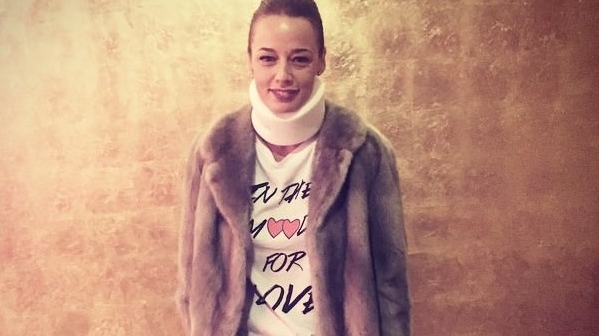 Andreea Raicu, victima unui accident de maşină! Vedeta a ajuns de urgenţă la spital