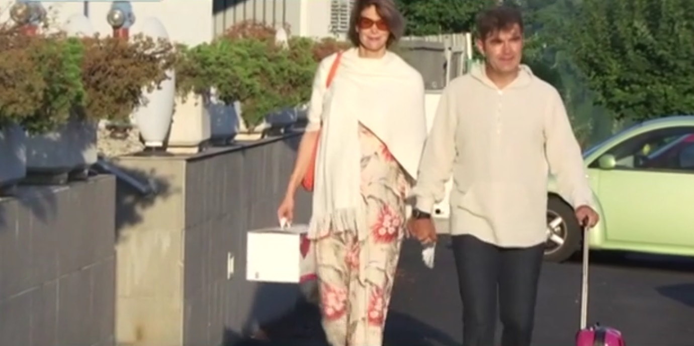 Roxana Ciuhulescu a născut. Băiețelul a venit pe lume chiar de ziua soțului vedetei: “Este o zi cu mare încărcătură emoțională”