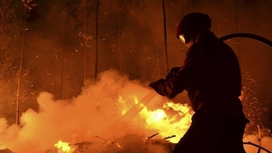 MAE avetizează românii care călătoresc în Grecia că sâmbătă este cod roșu de incendii