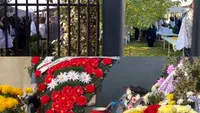 Ce a apărut la mormântul Mirelei, gravida care și-a pierdut viața în explozia din Rahova. Gestul SFÂȘIETOR făcut de mama tinerei