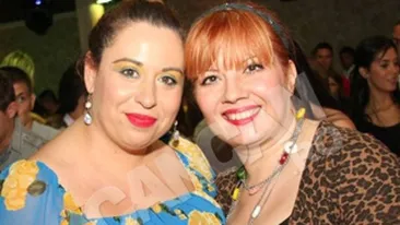 Oana Roman isi distreaza sora in club