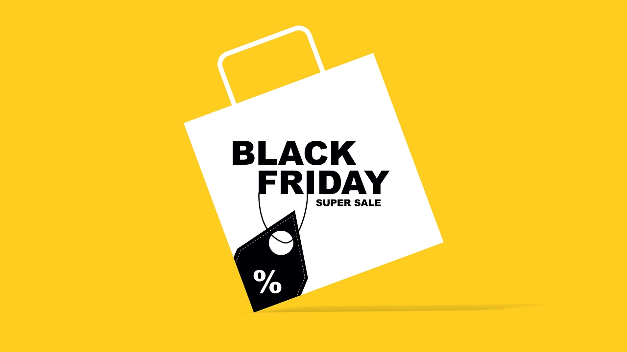 Românii au golit eMAG-ul în 30 de minute, de Black Friday! Sute de milioane de lei, cheltuite printr-un singur click