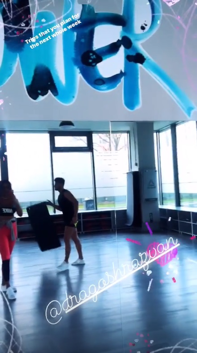 Laurette s-a combinat cu fostul soț al unei vedete de la noi?! Gestul romantic făcut de mulatră în văzul lumii