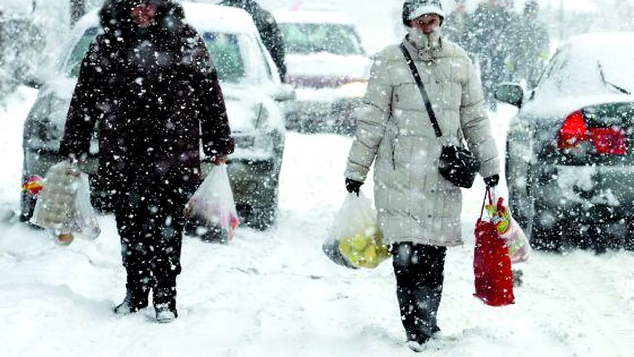 Circulaţie rutieră dificilă în Harghita din cauza zăpezii
