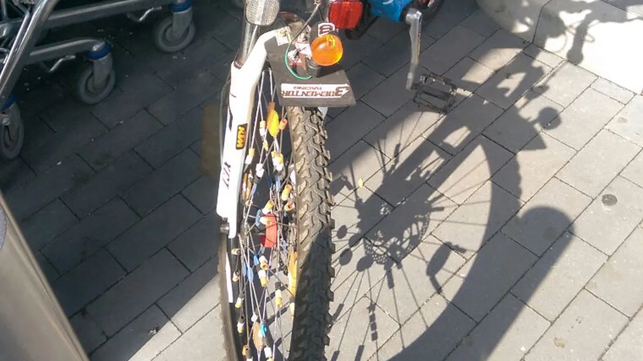 Cum arată cea mai tunată bicicletă din  Bucureşti! 