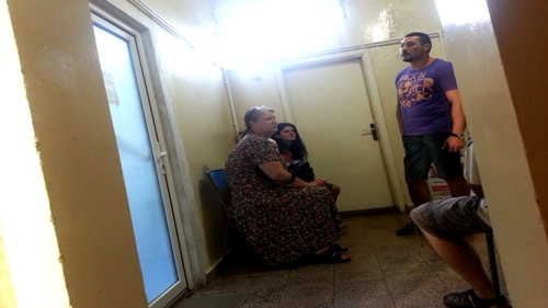 Si ce daca Victor Slav e vedeta, familia-i e tot modesta! Vezi unde a ales mama prezentatorului sa-si duca nepoata stomatolog!