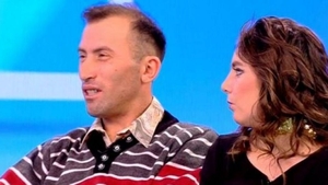 Telenovela Vulpița și Viorel, trasă la indigo la Constanța! Viorica a rămas singură cu copilul după ce soțul, fost proxenet, a băgat divorț