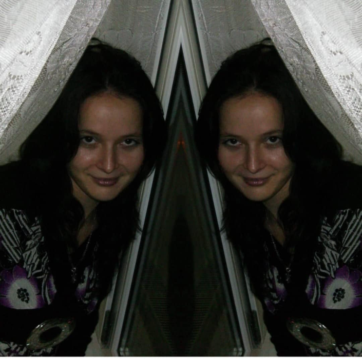 Mihaela Dănilă nu-și va găsi liniștea până nu își va întâlni sora geamănă foto: arhivă personală