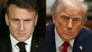 Donald Trump face public un SMS de la Emmanuel Macron despre Groenlanda. Ce i-a transmis președintele francez