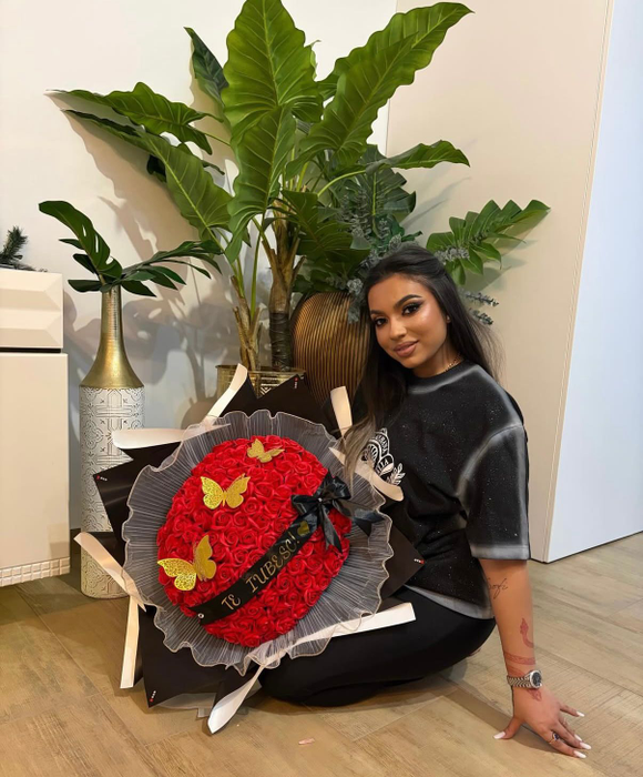 Adriana Simionescu iubește din nou- sursa- social media