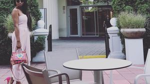 Laurette, filmată în miez de noapte în faţa unui club din Mamaia. ”Fă năniţă”