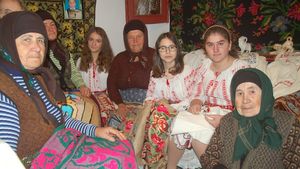 Există un sat din România unde tinerele învaţă să fie gospodine. Şcoala de neveste