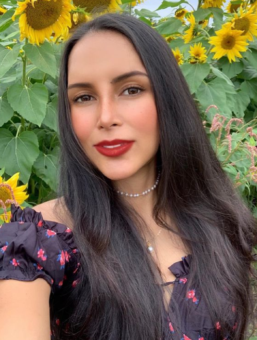 Celeba actriță Jewel Mischea a publicat prima imagine cu noul membru al familiei. Artista a adus pe lume o fetiță: ”O creatură cu mult păr pe cap, ochi mari…”