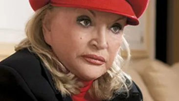 VIDEO Zina Dumitrescu, despre viata de la azil: Ma simt foarte bine, ca intr-o vacanta. Am o gradina foarte frumoasa, am de toate