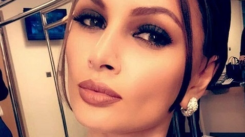 Ramona Gabor a intrat în casă şi a avut un şoc când a văzut cadoul primit de la iubit! Cum a încearcat bărbatul să-i ajungă la inimă