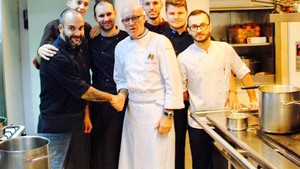 Unul dintre cei mai renumiţi chefi la nivel mondial i-a trecut pragul noului jurat MasterChef, SAMUEL LE TORRIELLEC!