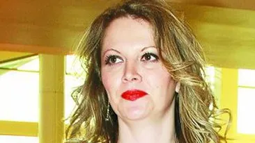 Oana Lis, la un pas sa fie mutilata de un parcagiu! Pentru ca nu i-a dat bani, omul a aruncat cu cafea fierbinte pe blonda