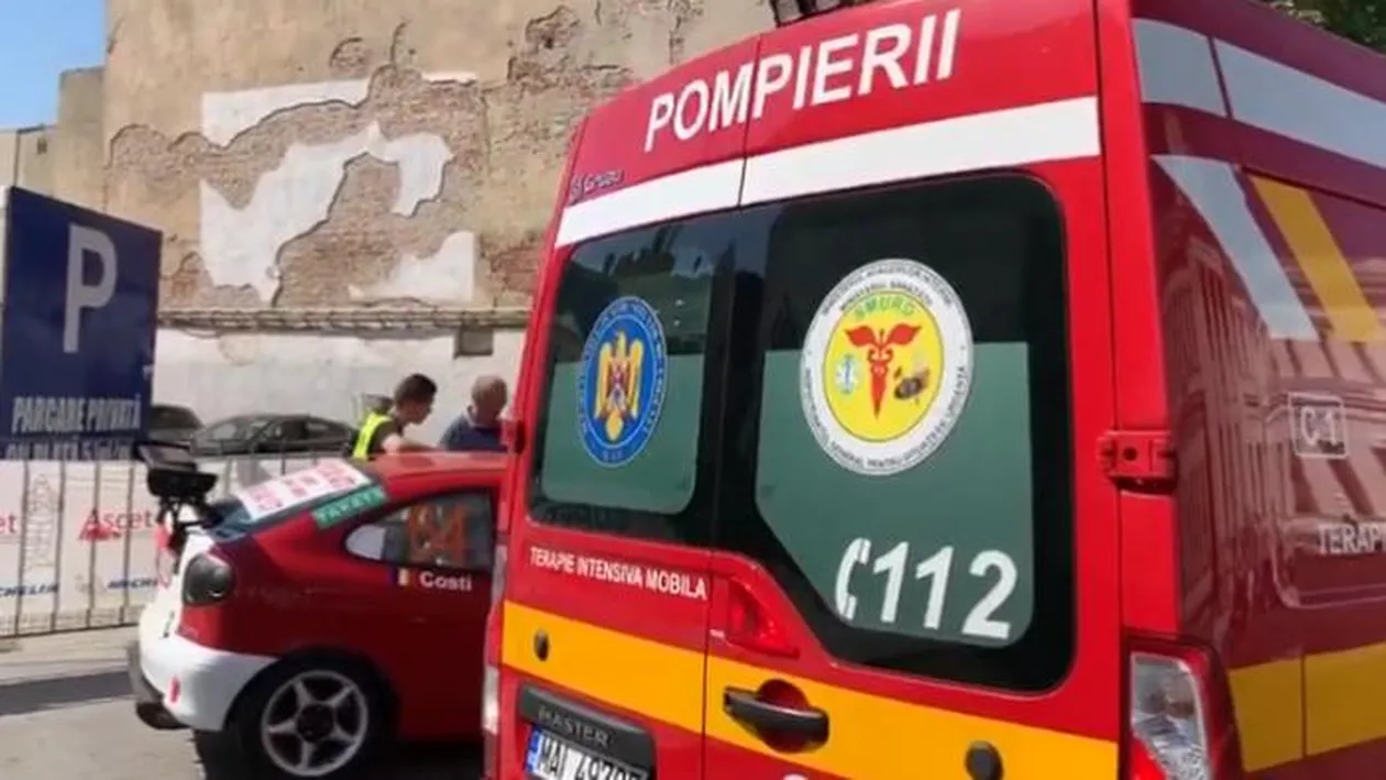 Accident teribil la Raliul Craiovei! Şase persoane au ajuns la spital după ce o maşină aflată în cursă a derapat şi a ieşit în afara traseului