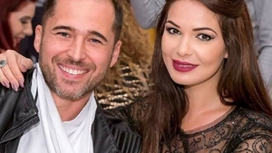 Deea Maxer suferă cumplit, după ce a părăsit patul conjugal! Cântăreaţa a făcut mărturisiri sfâşietoare: ”Vreau să mă intorc lângă soţul meu!”