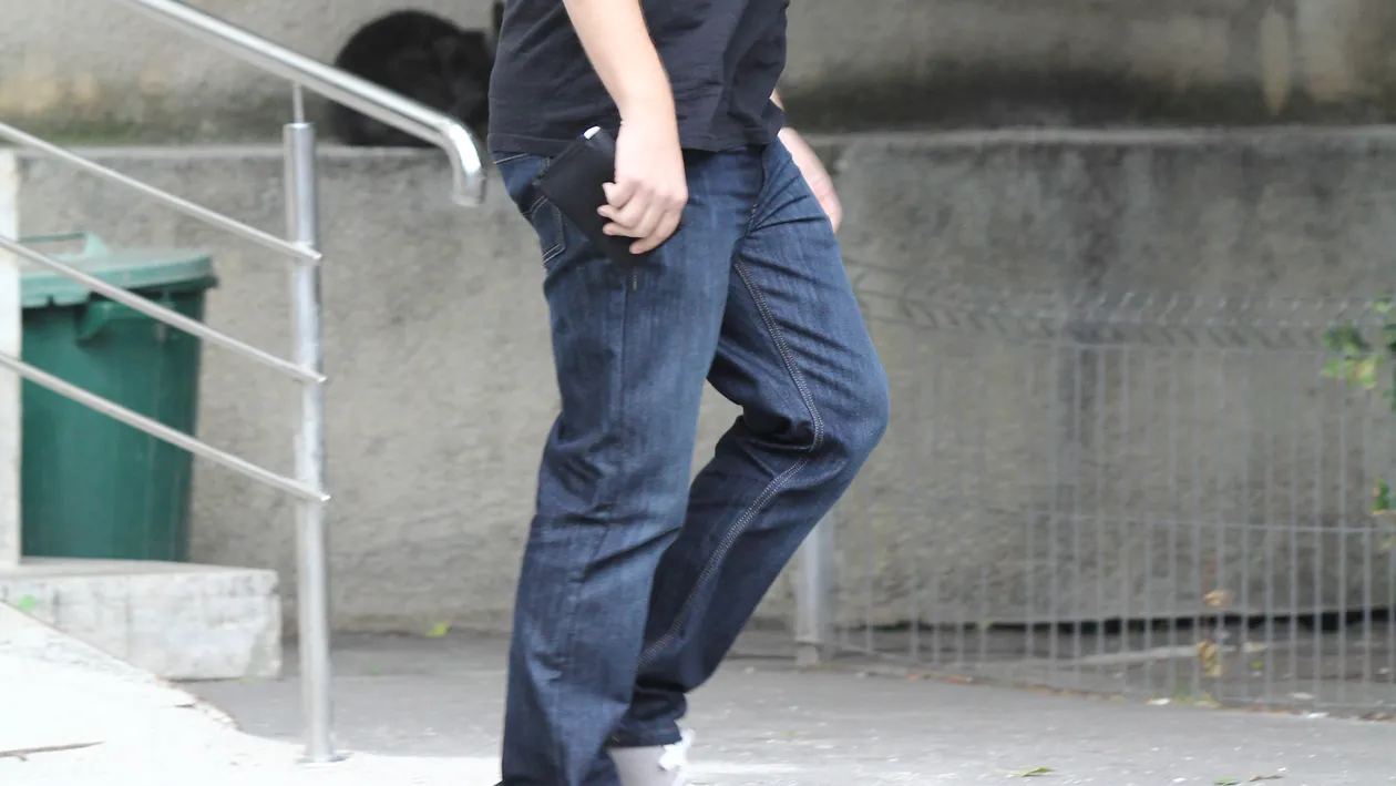 Judecatorii l-au facut tatic cu acte in regula! Un fost concurent de la “Vocea Romaniei” a pierdut procesul de paternitate!