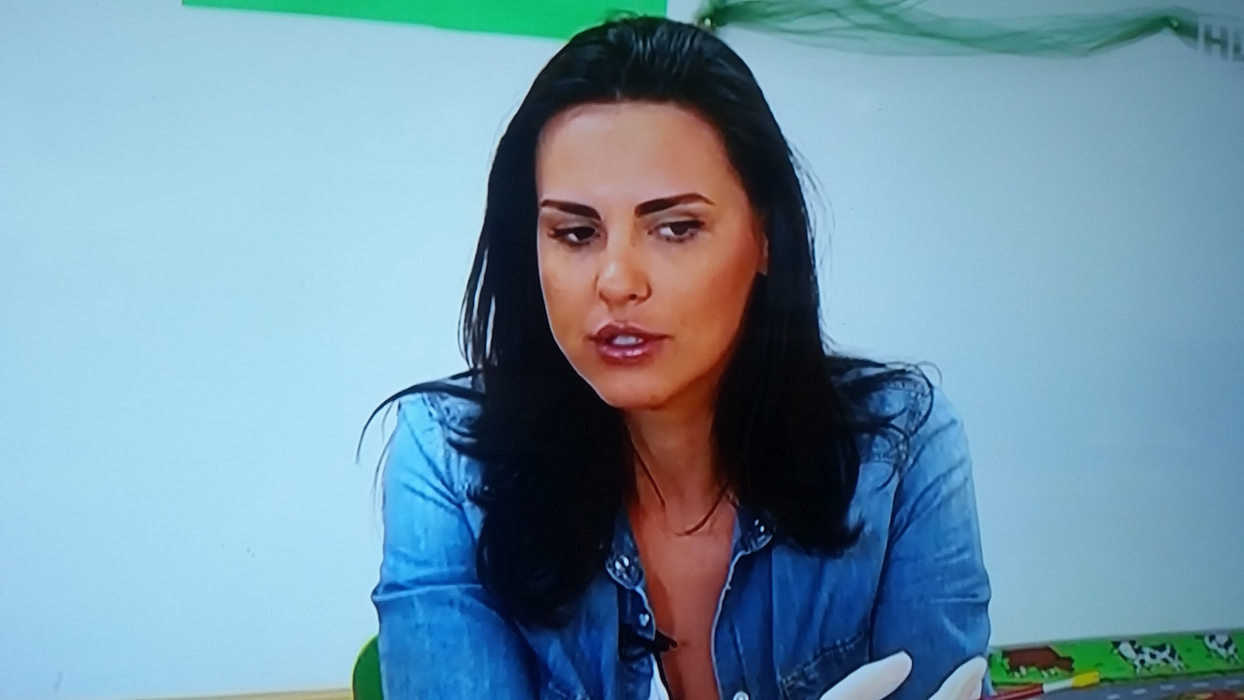 Lavinia îşi doreşte să devină mamă, dar nu se simte încă pregătită.