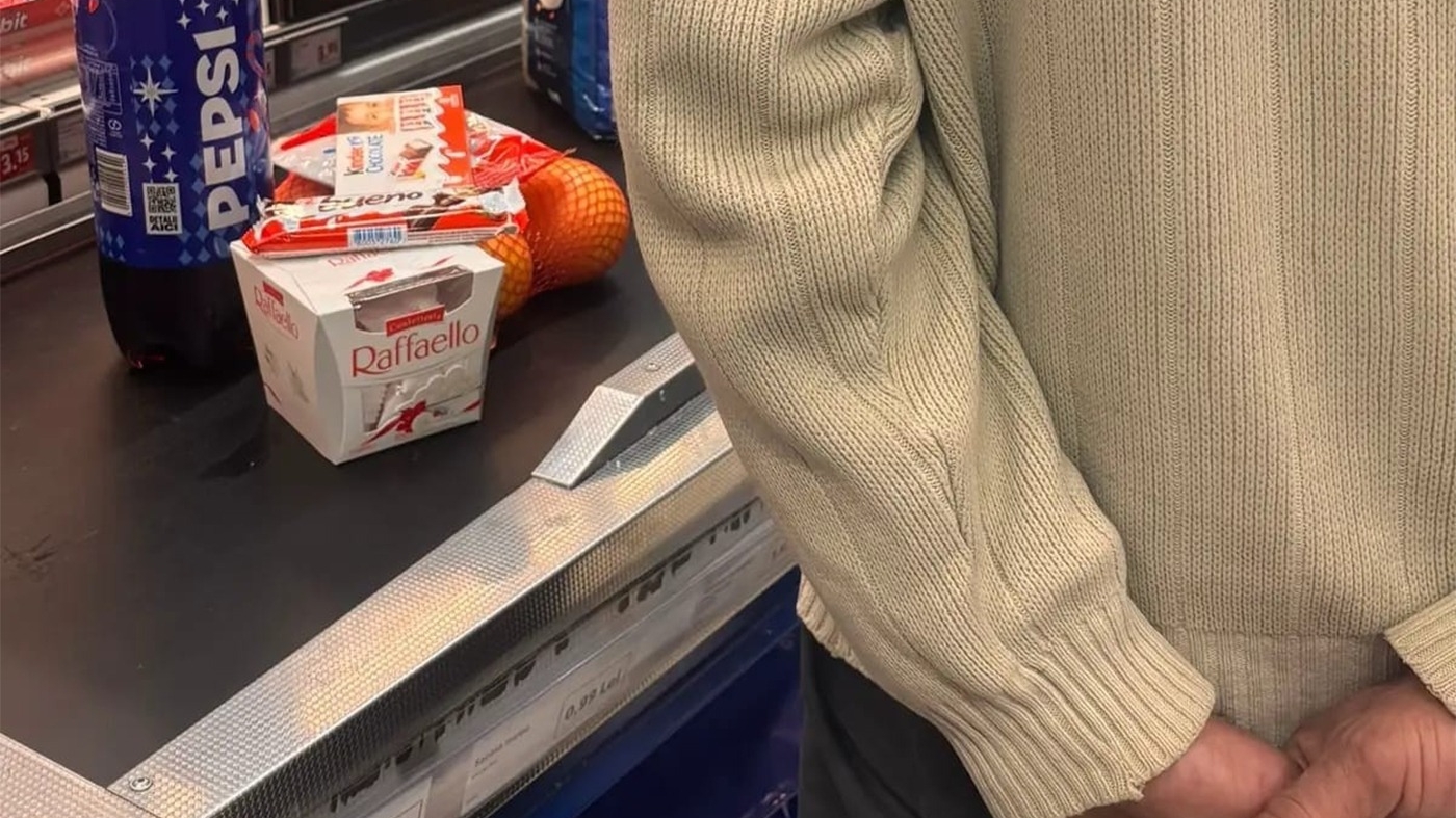 Povestea virală a lui "Moș Nicolae" din LIDL București: "Avea în portofel doar 200 de lei"