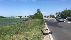 Accident dramatic, la ieșire din Timișoara. O mașină s-a răsturnat și trei persoane au ajuns la spital. FOTO