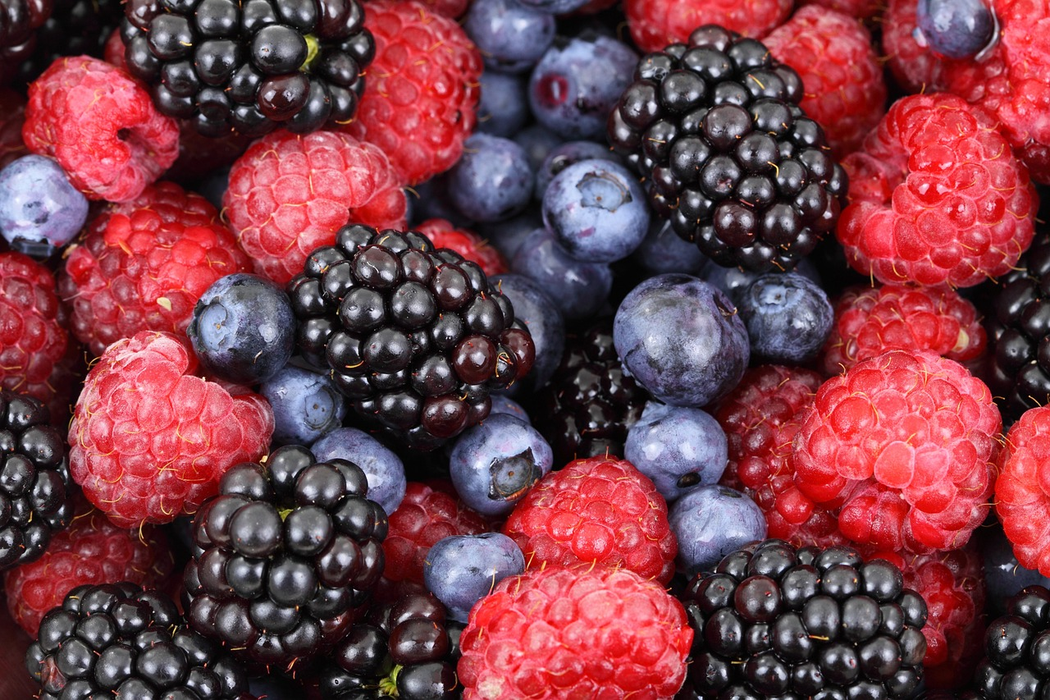 Cum consumăm fructele (sursă:pixabay)