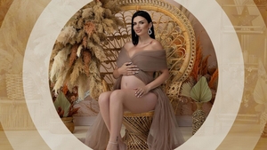 Imagini de colecție cu sexy-prezentatoarea Lavinia Tîrzianu însărcinată în opt luni