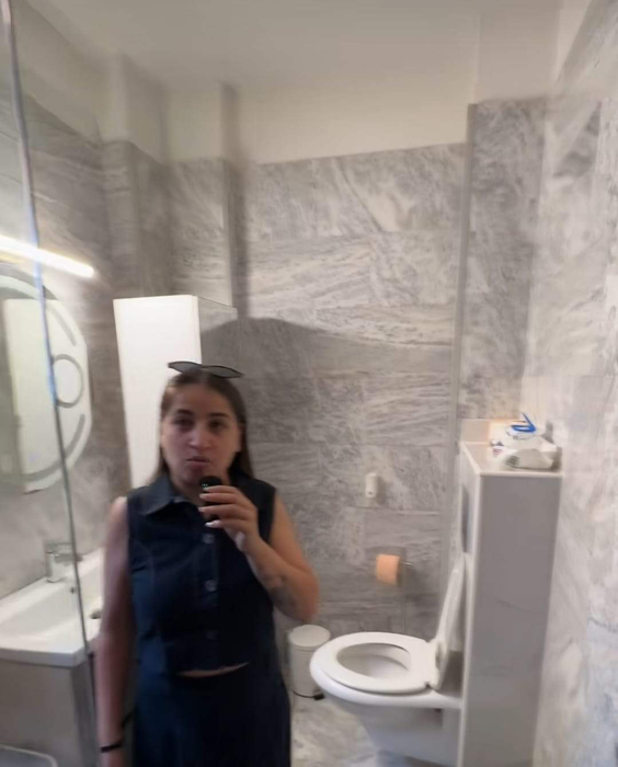 Prințesa de Aur și-a scos apartamentul la vânzare. Imagini rare cu locuința din Pitești