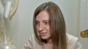 O mai tii minte pe "Pitica" de la Abracadabra? Cum arata ACUM! E mama si tocmai si-a botezat fetita