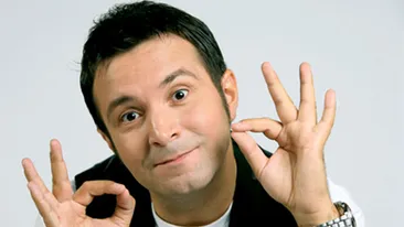 Buzdugan, asaltat de o tanara in costum de baie! Replica ce i-a dat-o domnisoara l-a lasat masca! Avea sanii aproape iesiti