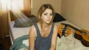 A plecat într-o călătorie de afaceri, dar... Ce a putut să-i facă soția este incredibil! A cerut rapid divorțul după ce a primit o fotografie