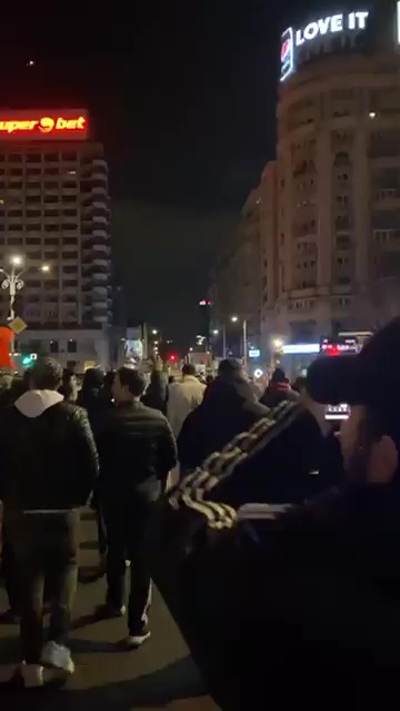 Dani, fiul lui Florin Salam, a ieșit la protestul din Capitală