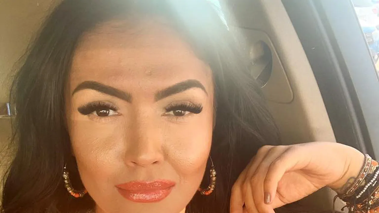 Andreea Mantea a bifat o nouă intervenţie estetică. Fanilor nu le place cum arată acum vedeta: Erai perfectă înainte