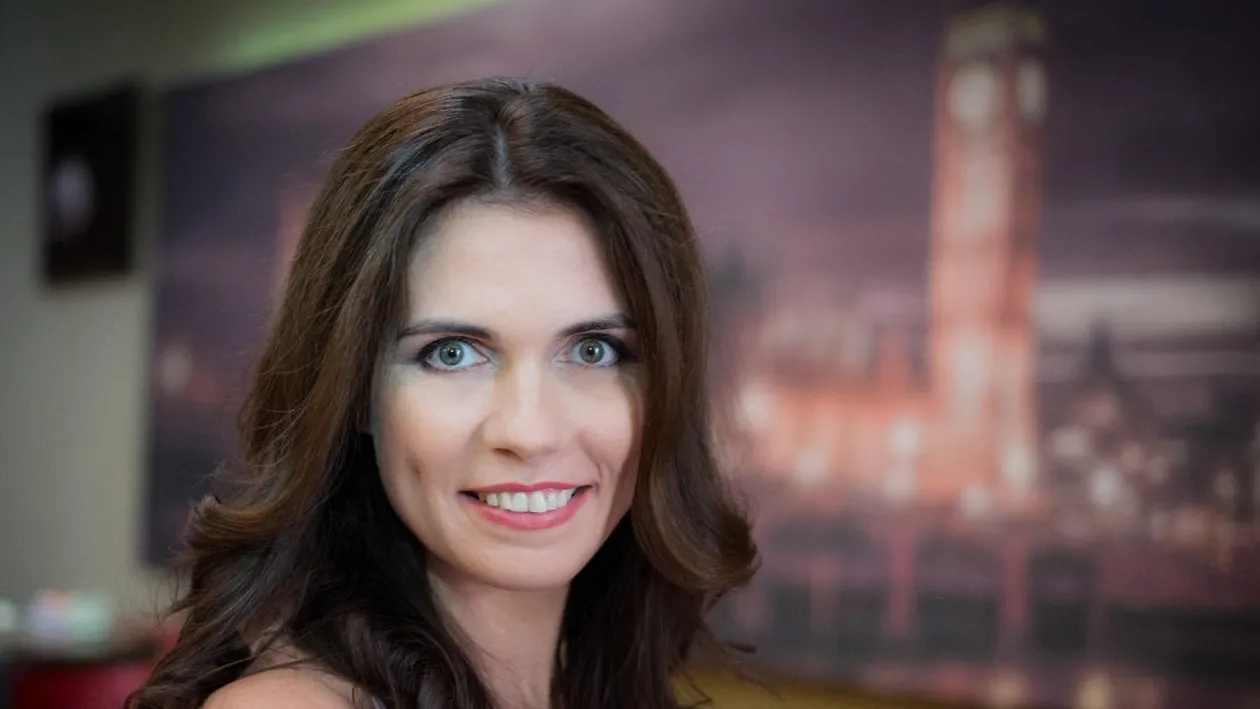 Aida Parascan s-a măritat! Vedeta TVR a făcut marele anunț