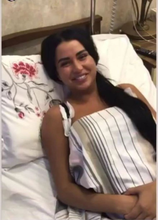 Daniela Crudu, sub cuțit timp de o oră! Prima imagine cu vedeta după intervenție