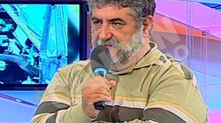 Fostul impresar al Elenei Carstea continua atacul impotriva artistei: "Elena nu era comerciala! Ii place foarte mult sa consume alcool!"