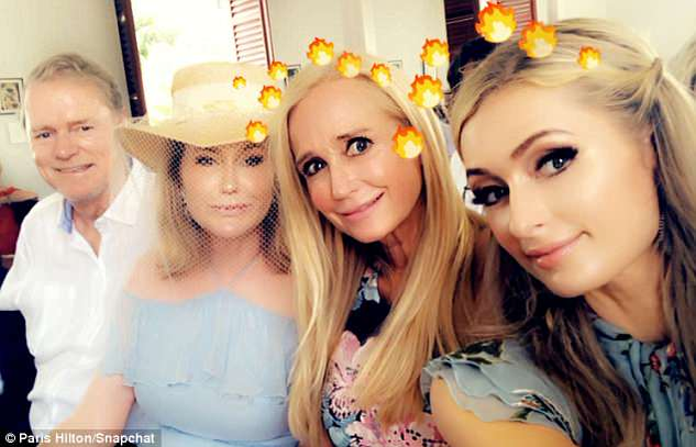 Fratele lui Paris Hilton s-a căsătorit! Cum arată aleasa inimii sale