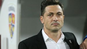 Mirel Rădoi și-a pierdut părintele! Legătura strânsă dintre artistul Nelu Bălășoiu și celebrul selecționer