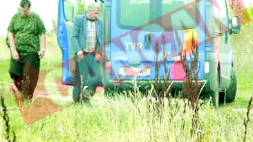 Directorul TVR Craiova culege via cu angajatii televiziunii