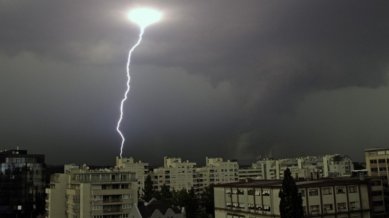 METEO 8 IUNIE! Vreme instabilă cu furtuni puternice 