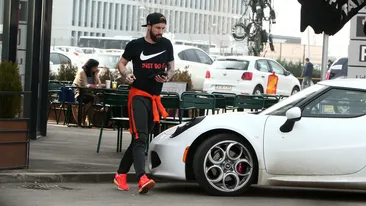 Stelistul Enache e bărbat model. Îi e fidel… amantei!